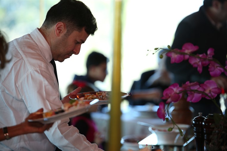 Sunday Buffet at Bay Lodge